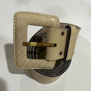 Calderon off-white leather belt 1.4 inch wide Sz M